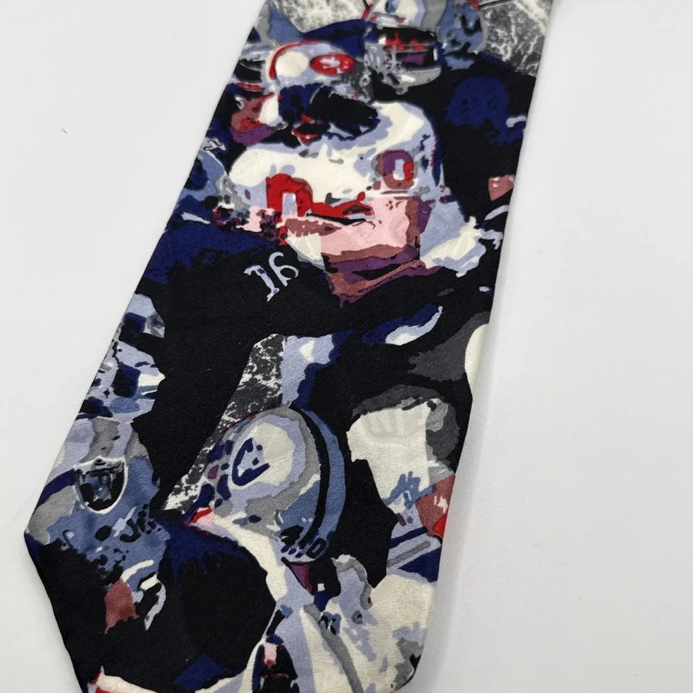 Vintage Team NFL Oakland Raiders ACF West Silk‎ Neck Tie